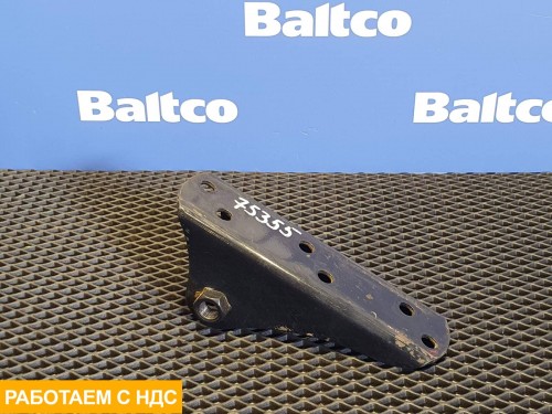 Кронштейн цилиндра подъема кабины